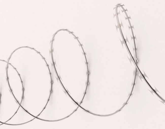 Uncliped Razer Wire High Strength Spiral Razor Wire Tape / Barbed Concertina Wire Fencing ...