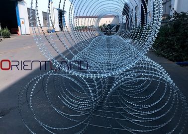 Rapid Development Concertina Coil Fencing / Triple Strand Prison Wire Fence